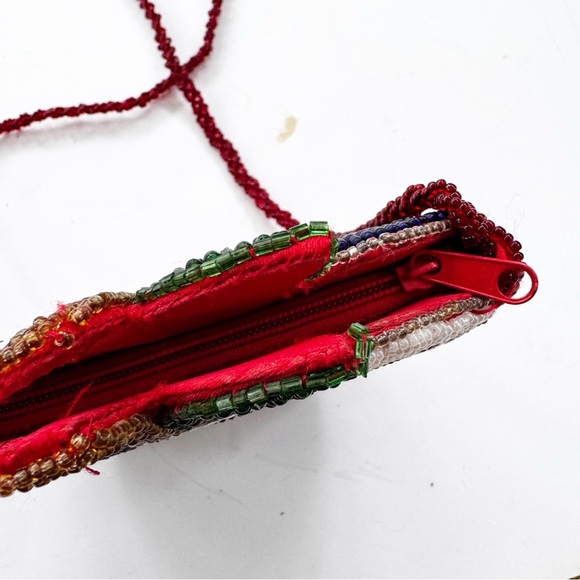 Beaded New York Apple Flag Small Shoulder Bag Red - Picture 8 of 9